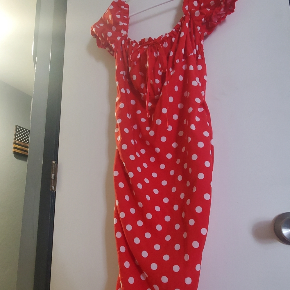 white and red polka-dot dress